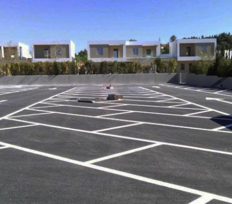 Εργασίες διαγράμμισης στην Πλάκα