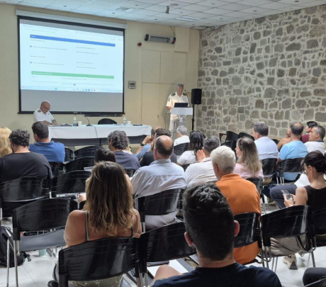 Ενημερωτική συνάντηση του Λιμεναρχείου Μήλου με επαγγελματίες τουριστικών σκαφών αναψυχής